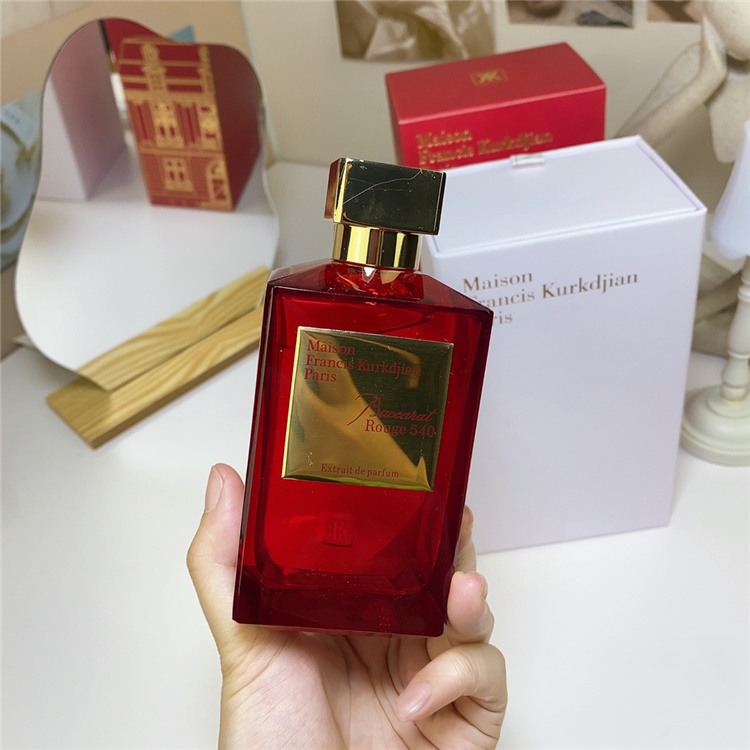 Baccarat Rouge 540 Extrait de Parfum